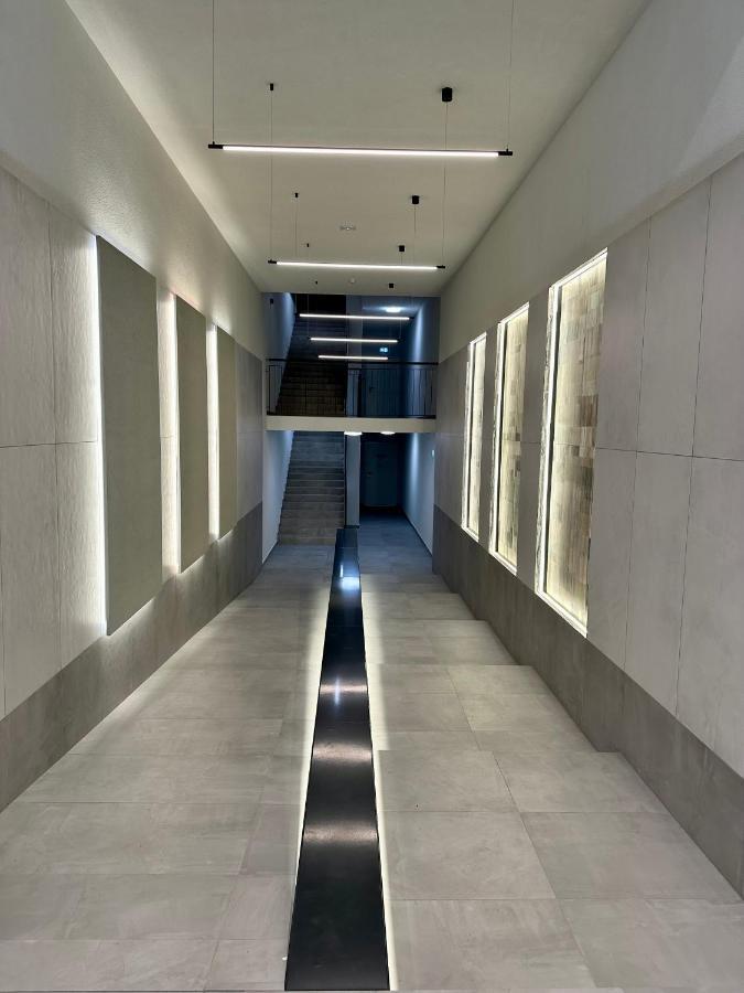 Cityscape Apartment ~ Ac/Indoor Parking/Balcony Βουδαπέστη Εξωτερικό φωτογραφία